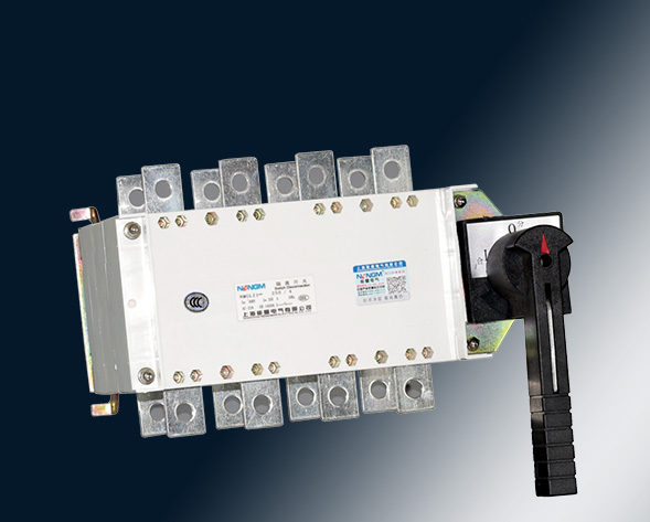 NMGLZ1-63A~3150A轉(zhuǎn)換隔離開(kāi)關(guān)（雙投開(kāi)關(guān)）上下組合運(yùn)用于兩條低壓電路切換或者兩個(gè)負(fù)載設(shè)備的轉(zhuǎn)換或安全隔離等?！?>
											NMGLZ1-63A~3150A轉(zhuǎn)換隔離開(kāi)關(guān)（雙投開(kāi)關(guān)）上下組合</a>
										</div>
										 
										<div   id=